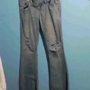 Juniors YMI jeans lightwash, distressed, 9